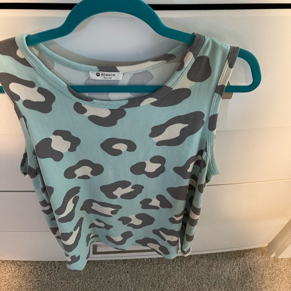 Leopard print teal tank top
